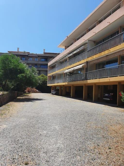 Spacious Marina & See View Appartment Cavalaire-sur-Mer Exteriér fotografie